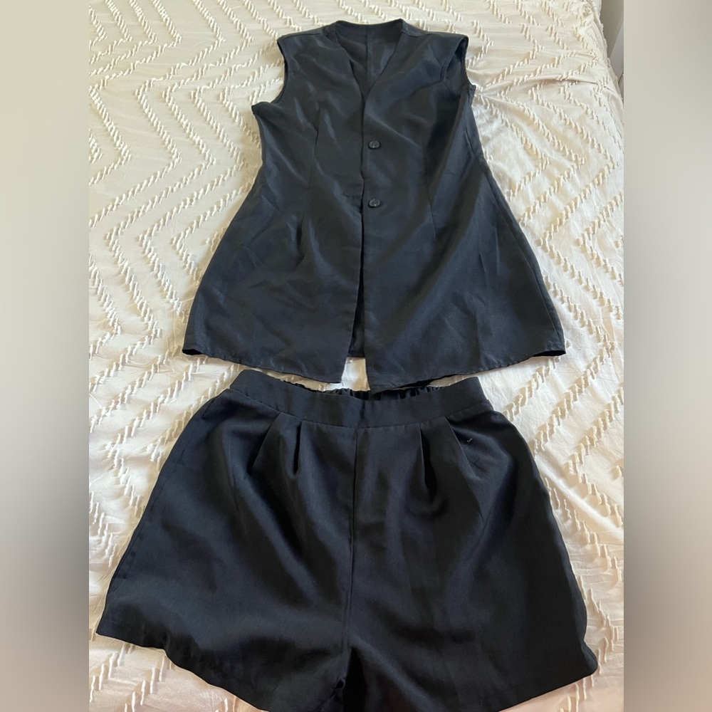 SHEIN Women’s Short Set